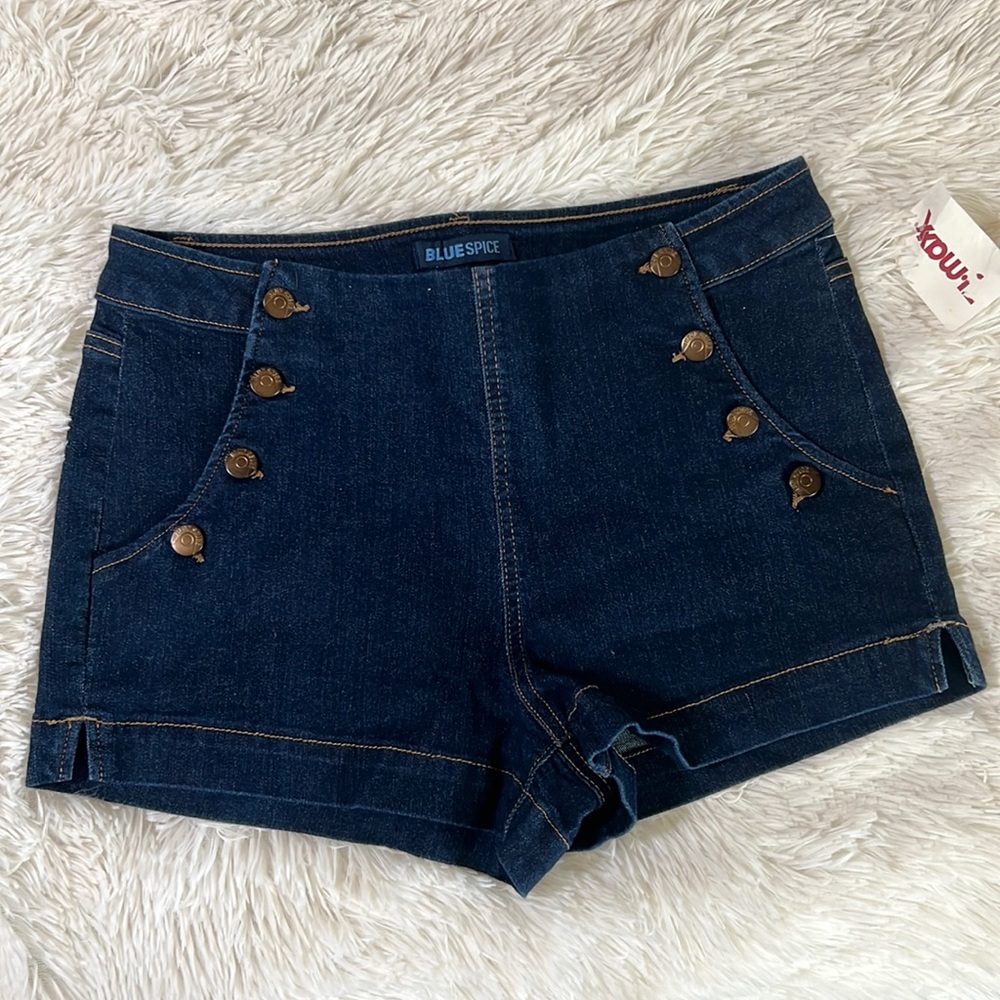 Junior’s Denim Shorts- size 11
